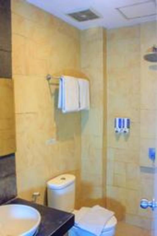 Hotel Grand Malioboro Yogyakarta Exterior foto